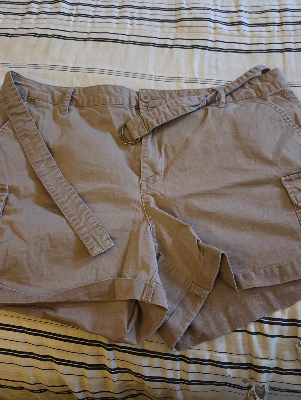 Time and Tru Women's Cargo Shorts — Taupe Brown